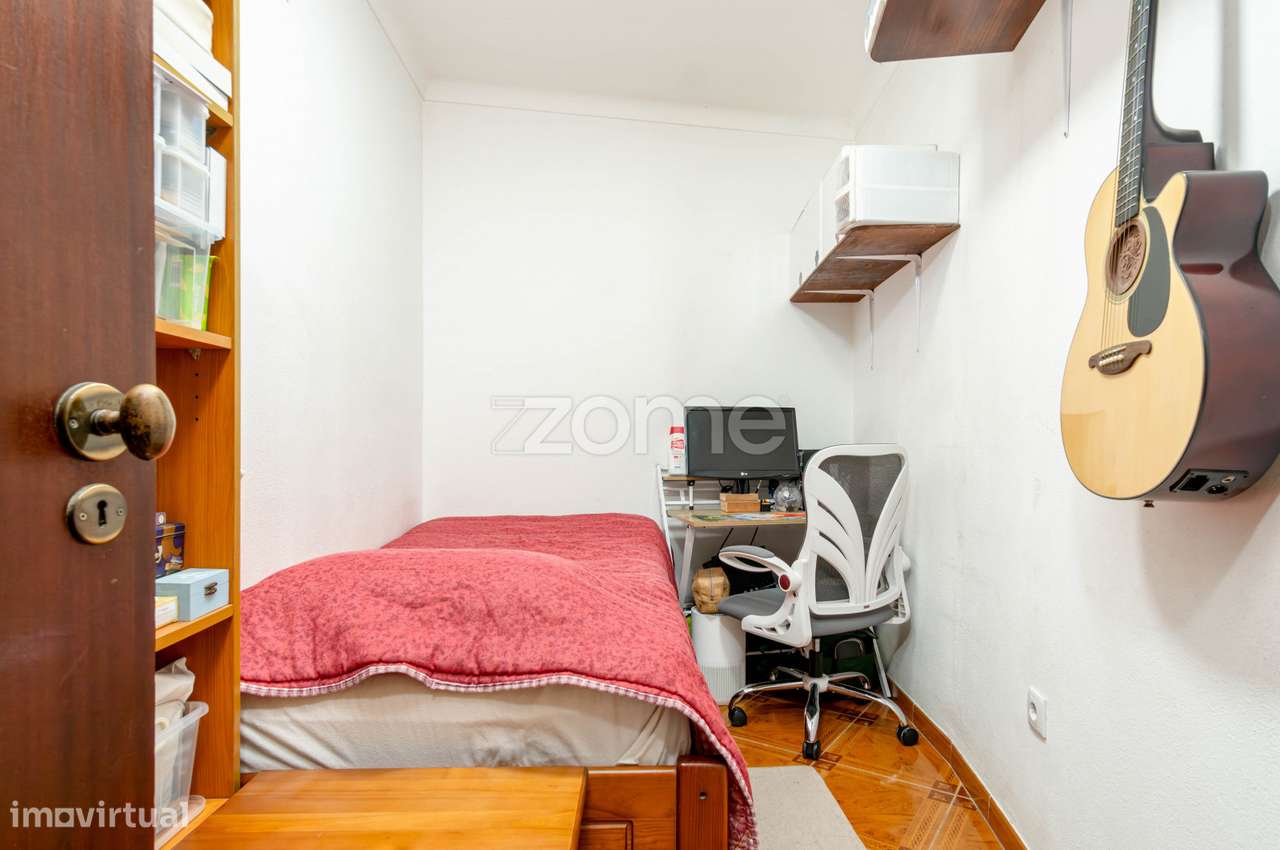 Moradia T1 + 1 Azambuja com Espaço Comercial-18