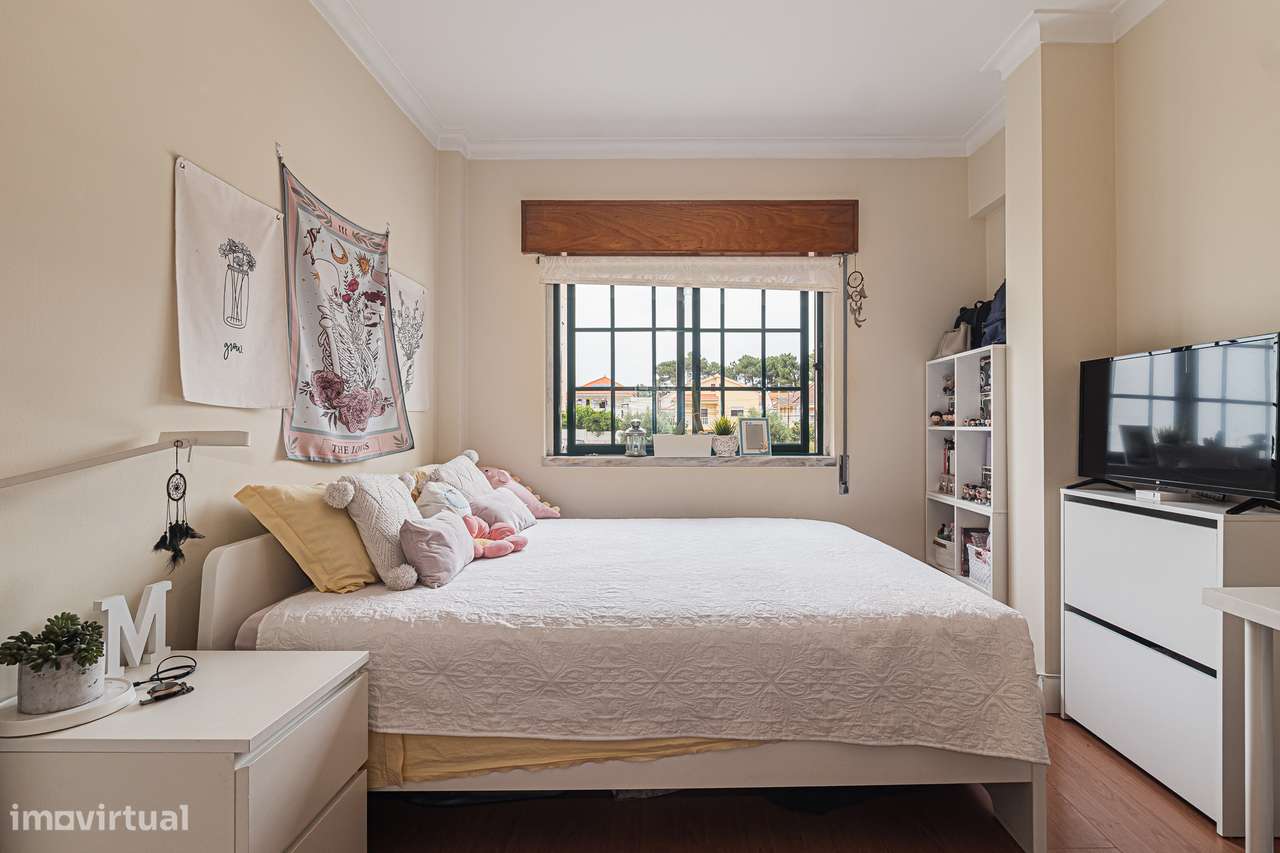 Apartamento num Primeiro Andar na Quinta do Conde-11