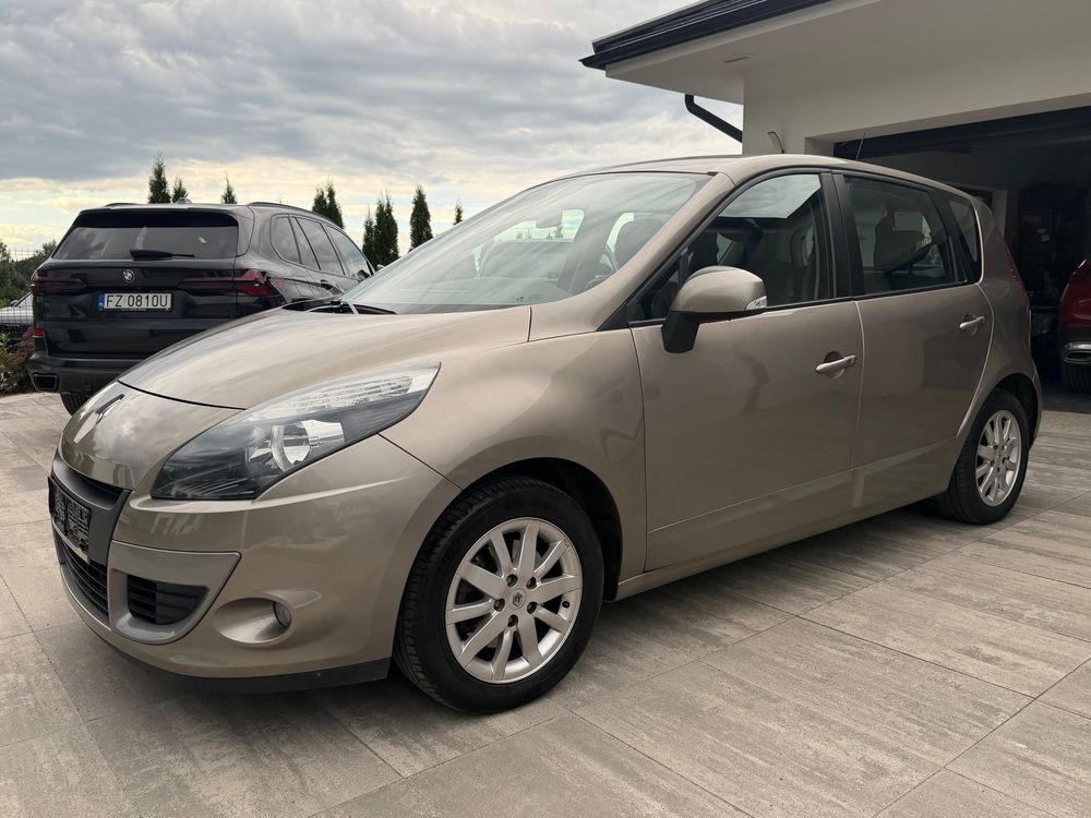 Renault Scenic III (2009-2016) 1.6 16V Dynamique 2011