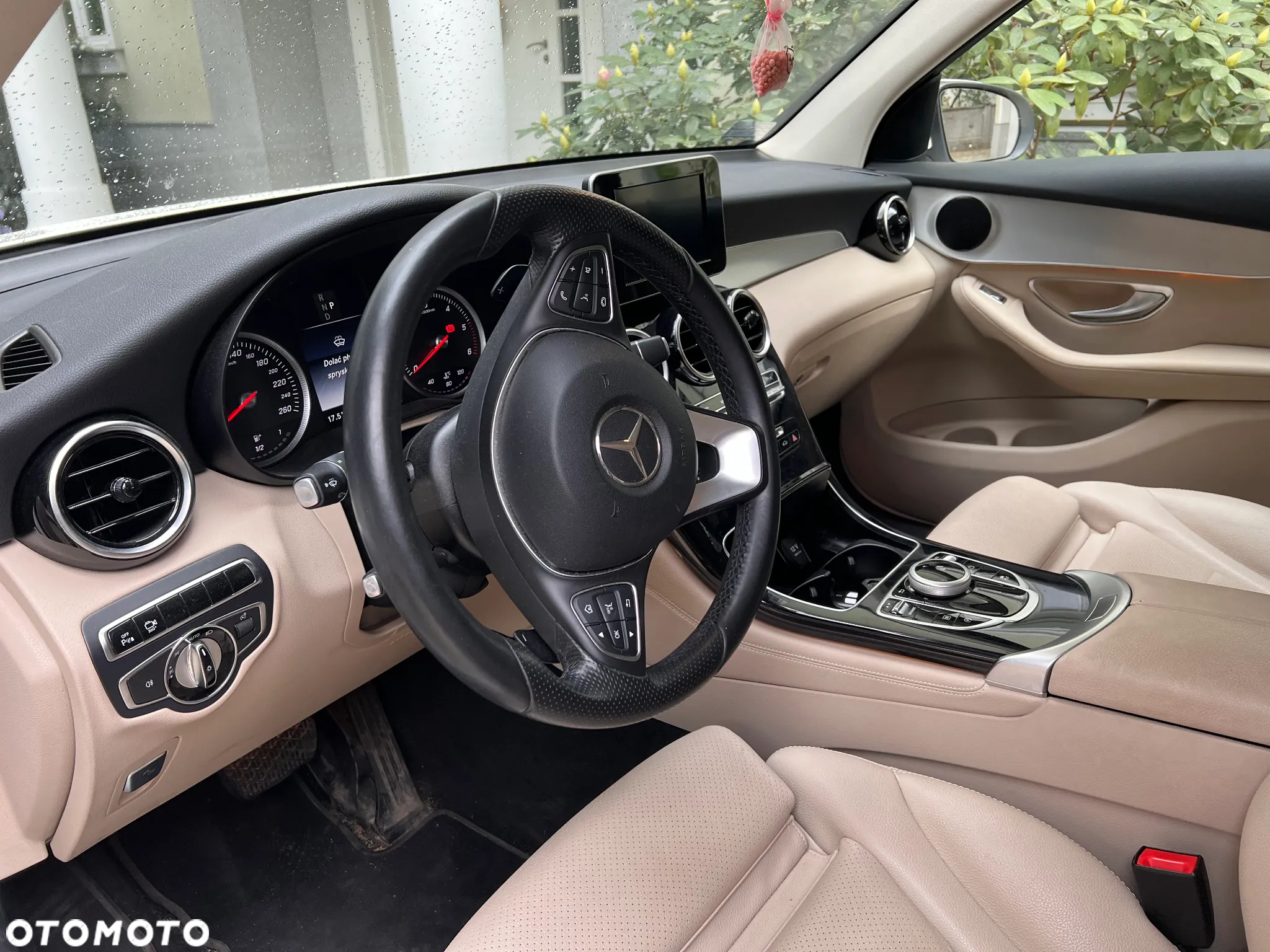 Mercedes-Benz GLC 220 d 4-Matic - 6