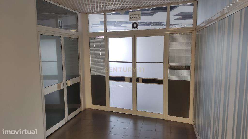 Espaço comercial com vistas de mar - Grande imagem: 5/12