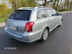 Toyota Avensis 1.8 VVT-i Combi Executive - 6