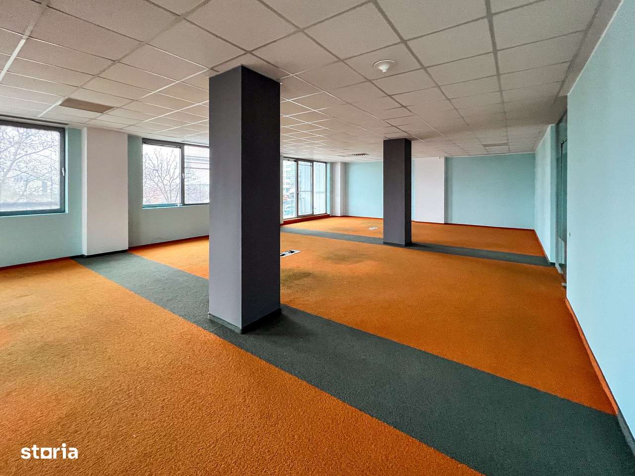 Proprietate comercială premium de vânzare- teren 3.728 mp |  Lângă A0-11