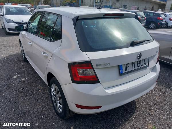 Skoda Fabia 1.0 TSI Ambition - 4