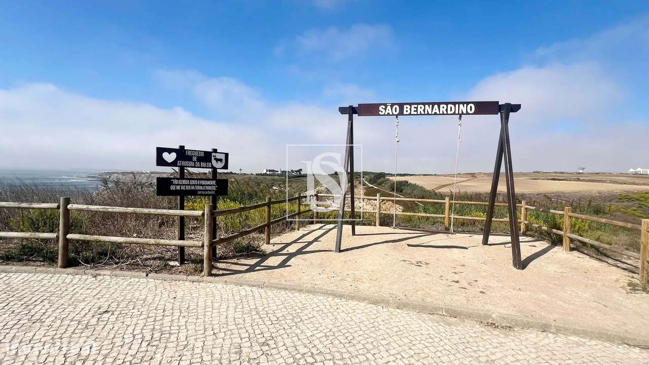 Apartamento T1+1 com vista mar em Peniche – perto da praia-32
