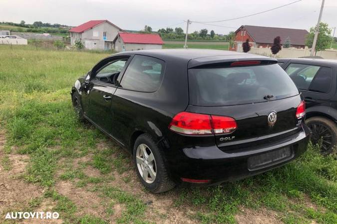 Arc spate dreapta Volkswagen VW Golf 6  [din 2008 pana  2015] seria Hatchback 3-usi 1.6 TDI MT (105 - 2