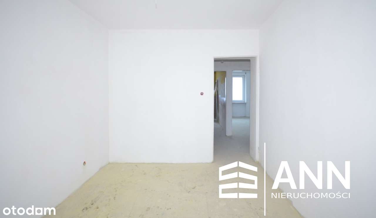 Trzypokojowe mieszkanie z balkonem w Bytomiu-15