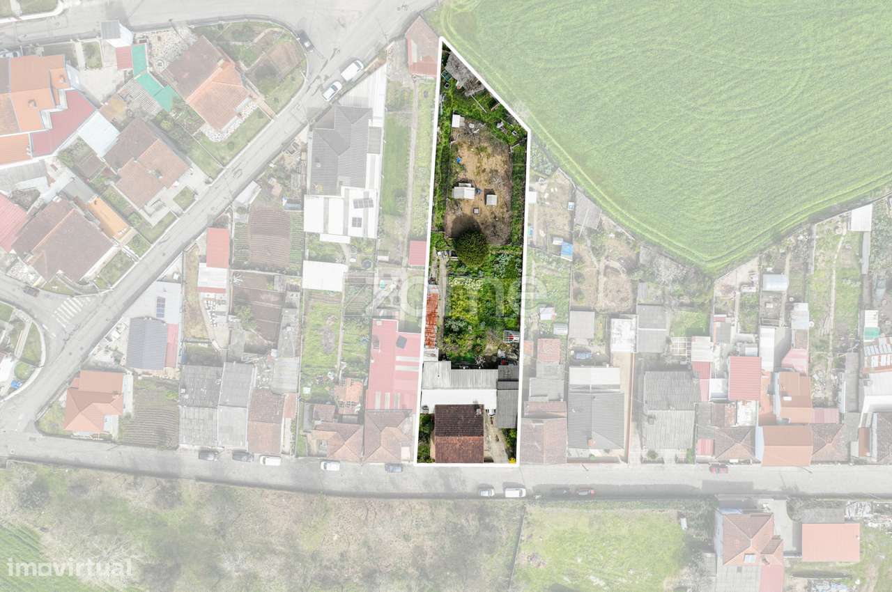 Moradia T4 com 1.406 m2 de Terreno, Guidões - Trofa - Grande imagem: 2/19