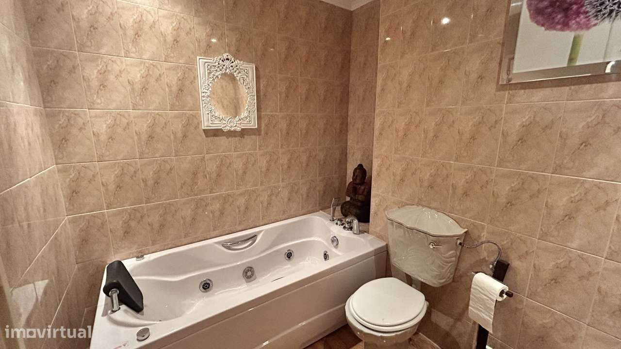 Apartamento T4 nos Olivais-26