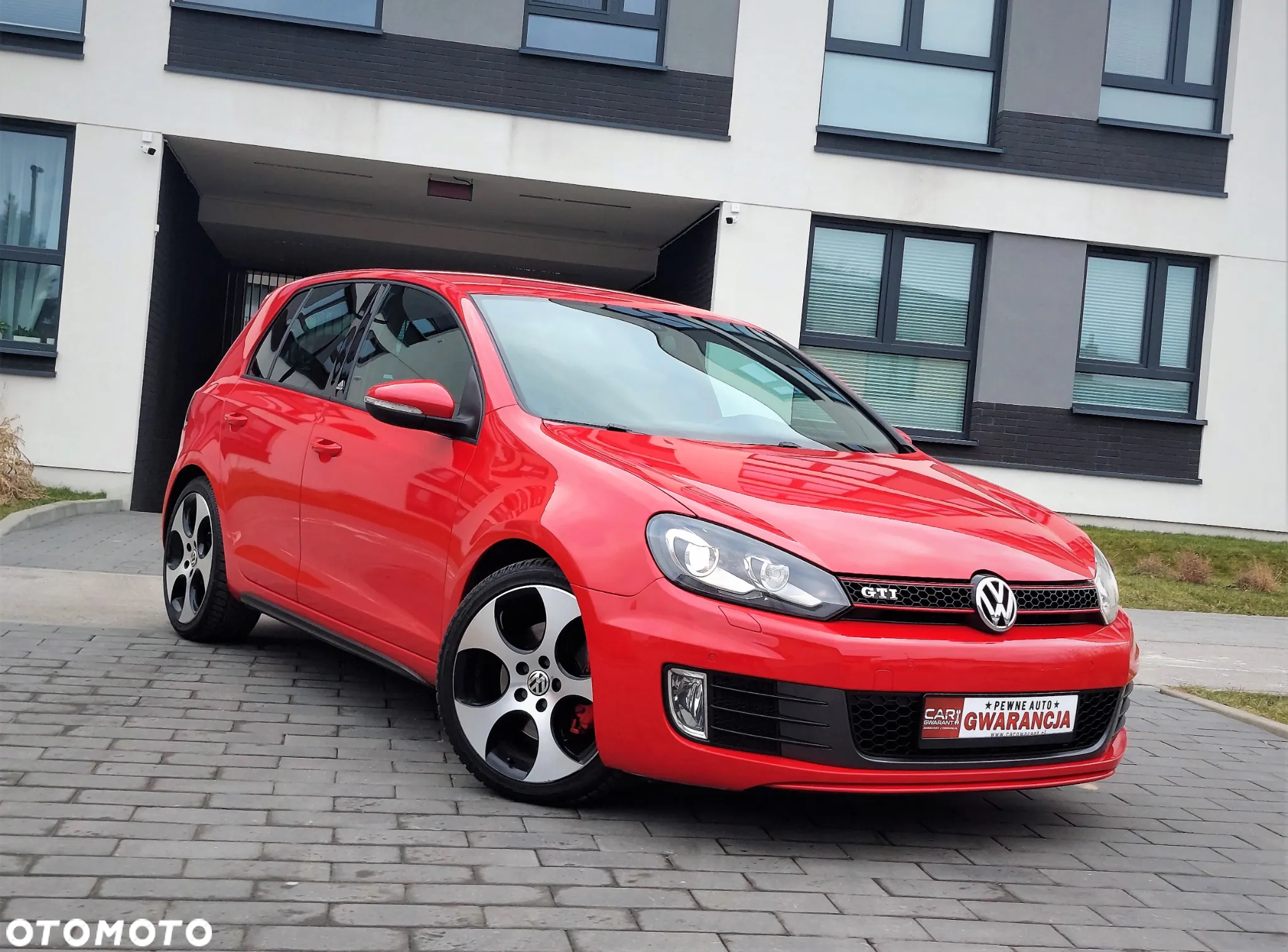 Volkswagen Golf 2.0 GTI adidas - 2