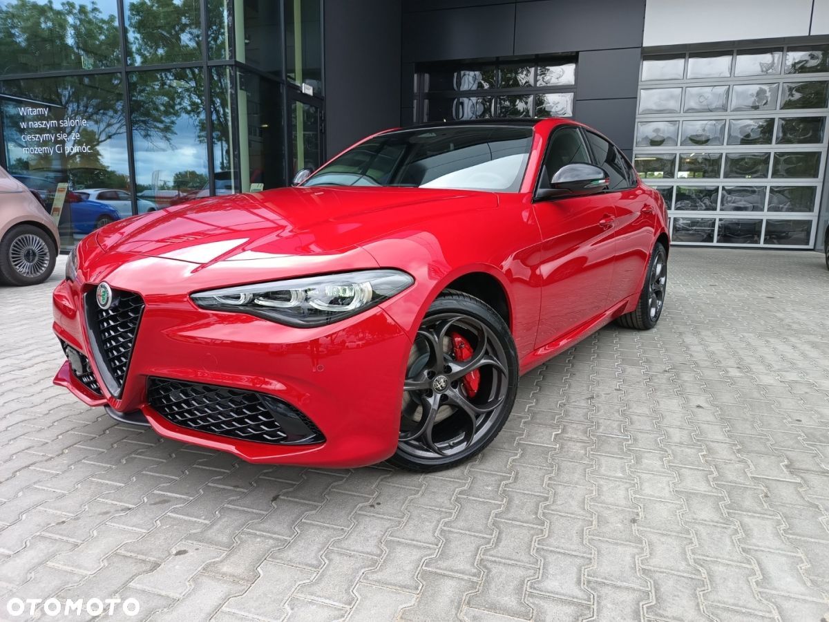 Alfa Romeo Giulia - 1