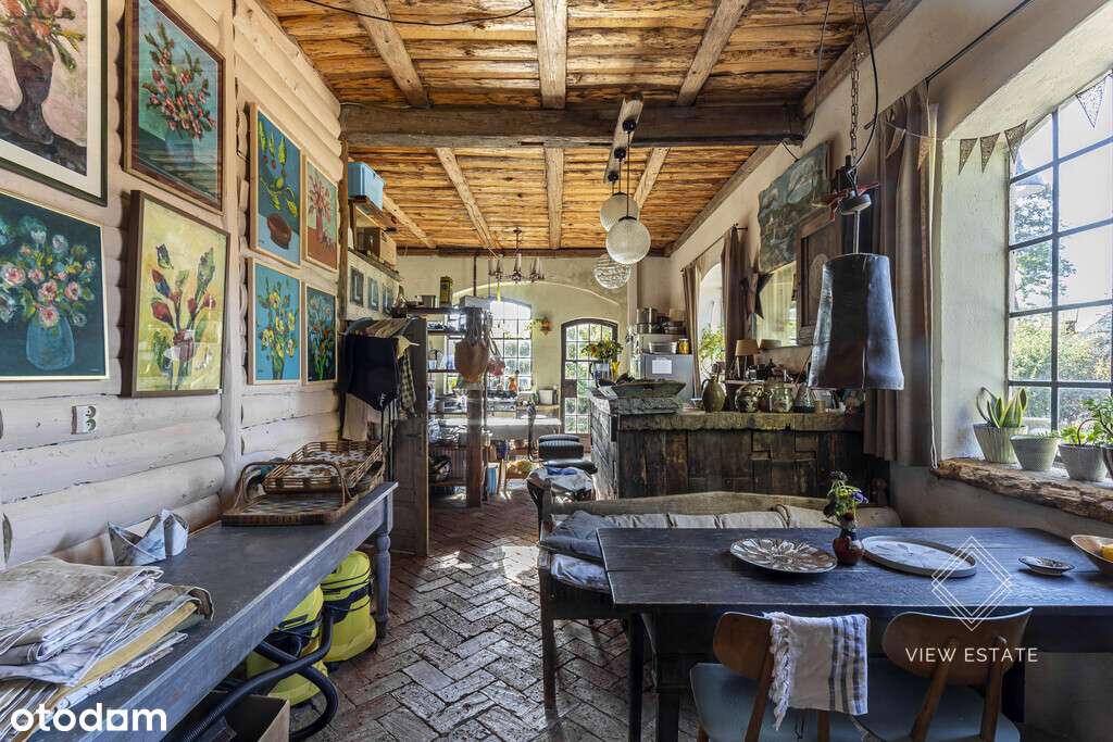 Wyjątkowy artystyczny dom na wzgórzu z pensjonatem-6