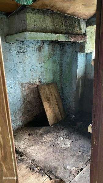 Moradia com Potencial - Ideal para Investimento ou Projeto Próprio - Grande imagem: 4/12