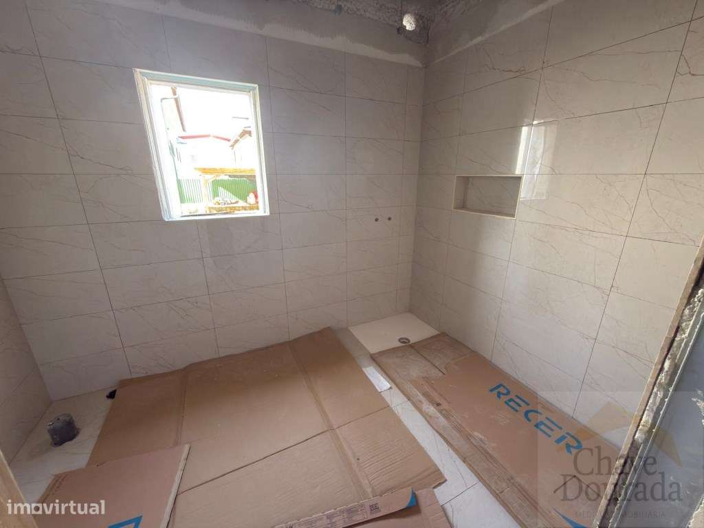 Apartamento T3 com logradouro e garagem - Mealhada-8