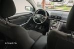 Toyota Avensis 1.8 VVT-i Combi - 8