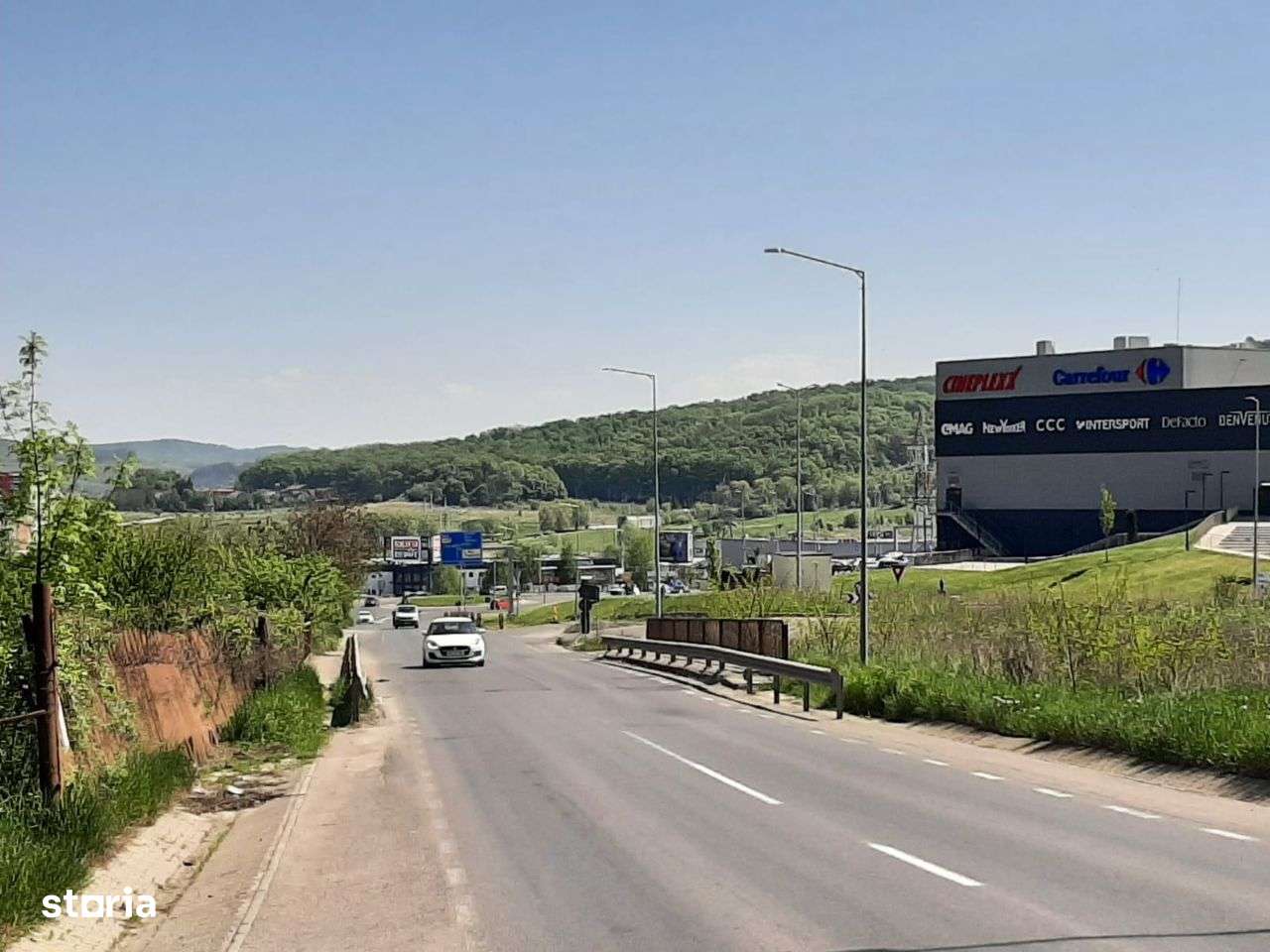 Inchiriez teren , langa City Mall, GRATIS- pentru activitati culturale - Imagine principală: 5/5