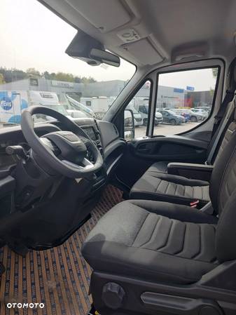 Iveco Daily 35S18H - 23