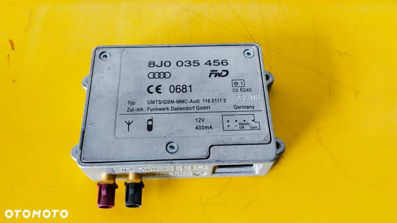 WZMACNIACZ ANTENOWY AUDI A4 8J0035456A - 1