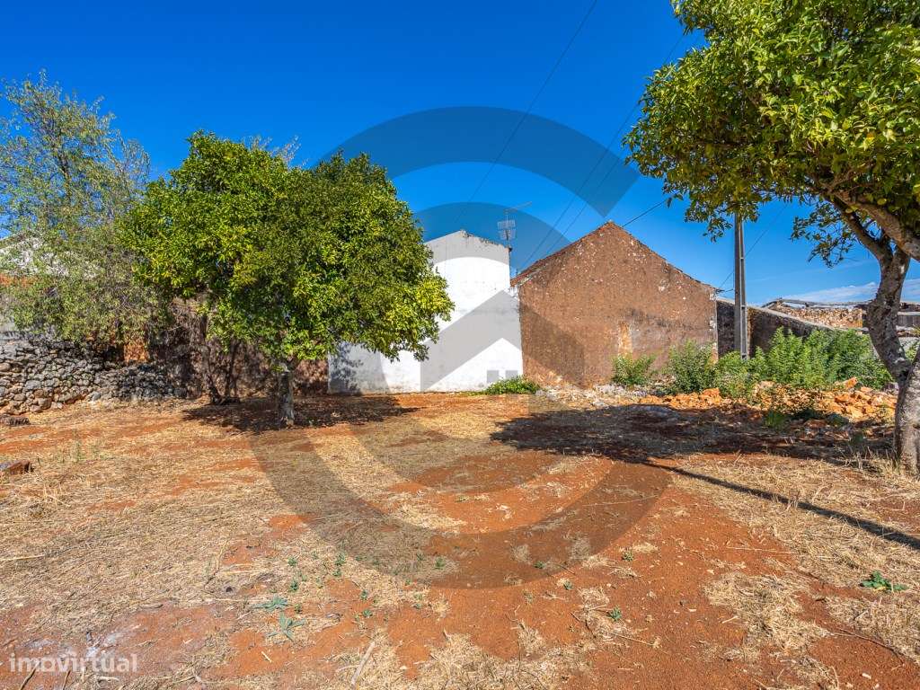 Terreno - Grande imagem: 2/6