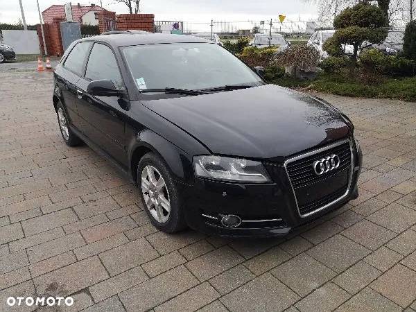 Audi A3 1.6 TDI DPF Attraction - 1