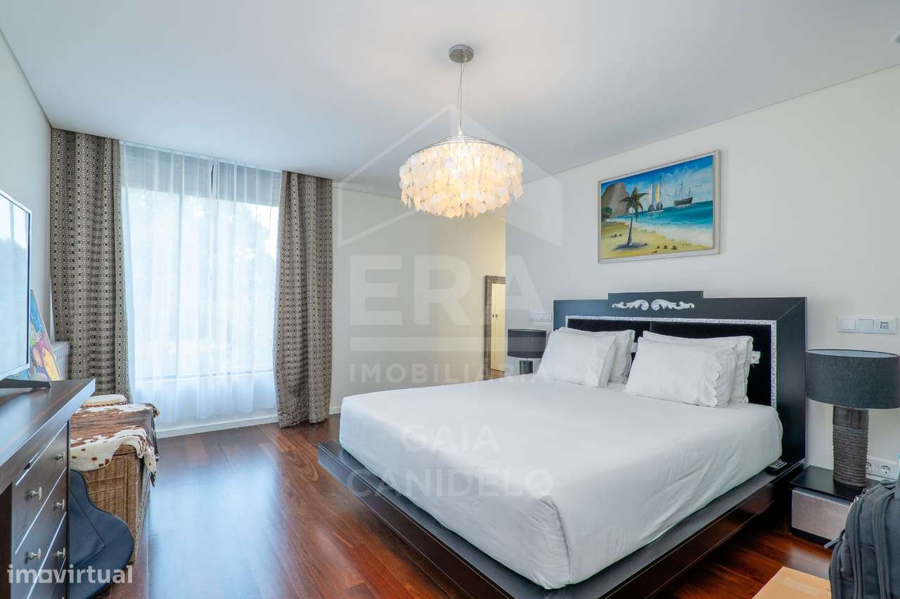 Moradia de Luxo com Piscina na Madalena-8