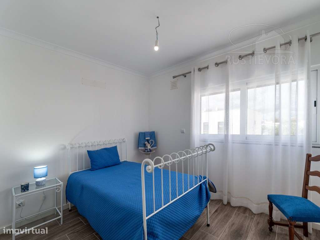 Moradia T3 com quintal e garagem | Bairro de Almeirim em Évora-15