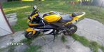 Yamaha YZF - 8