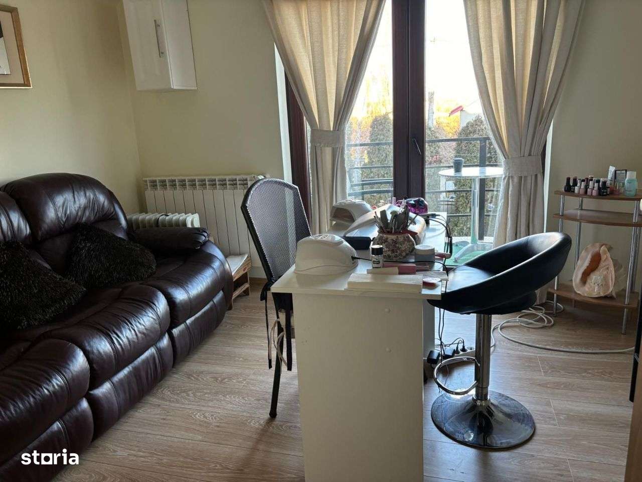 Casa cu 5 camere in zona Nicolina - T. Neculai - Imagine principală: 4/12