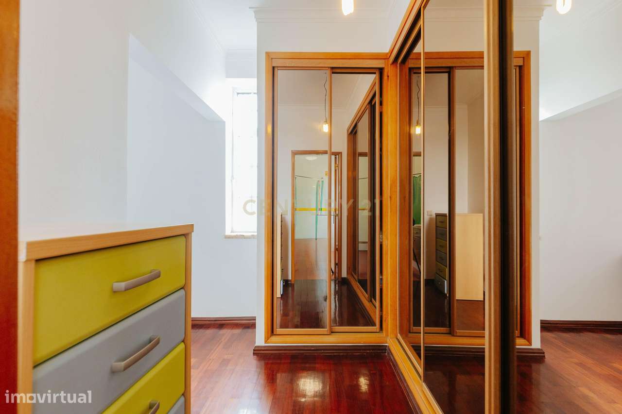 Moradia Isolada T4 Sarilhos Grande, Montijo-13