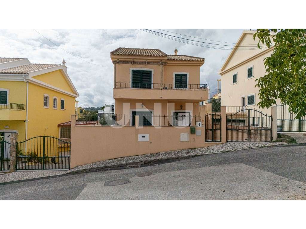 Moradia T3 em Arcena, Alverca!-35