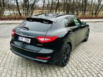 Maserati Levante S Q4 GranSport - 10