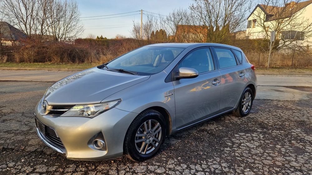 Toyota Auris II 2014