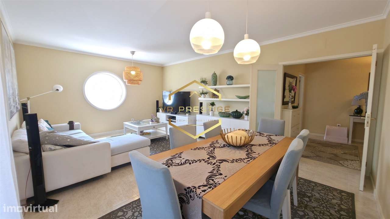 Apartamento T2 com Garagem, Arrumos e Excelente Localização – Póvoa de-5