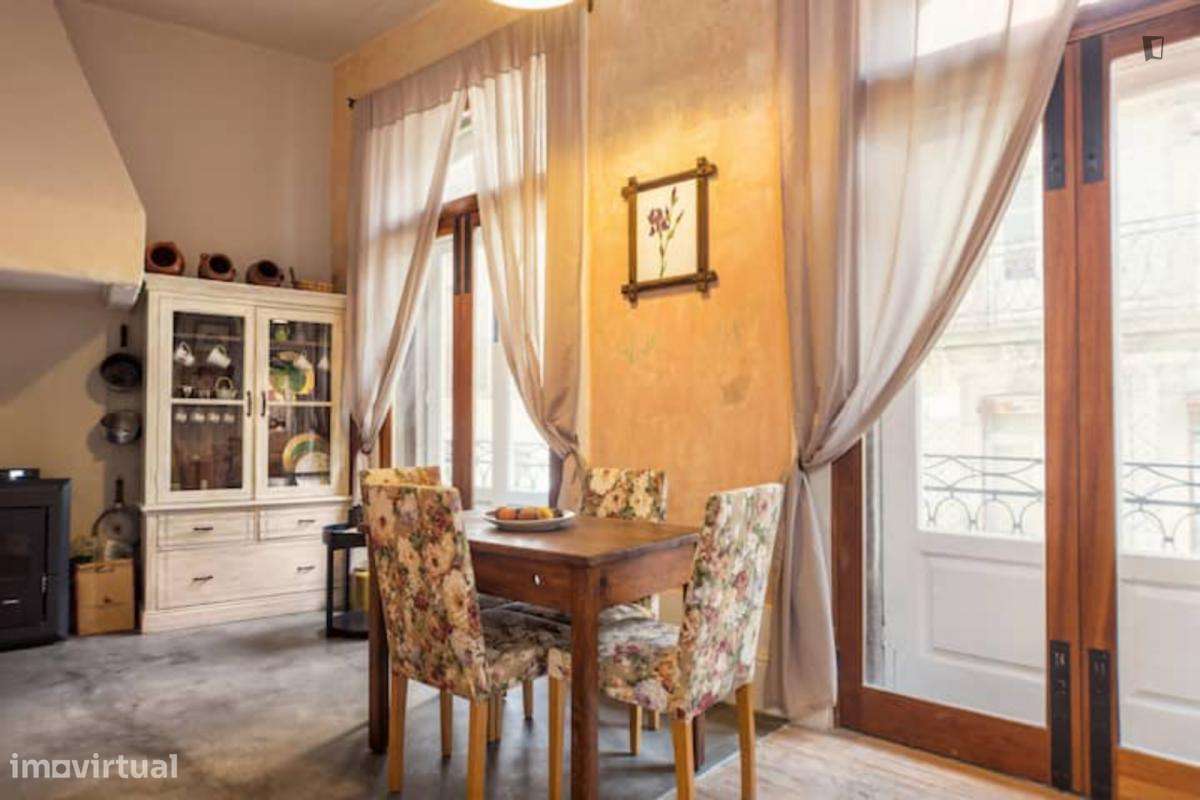 Apartamento com 2 quartos - localizado em Santo Ildefonso Porto - Grande imagem: 2/6