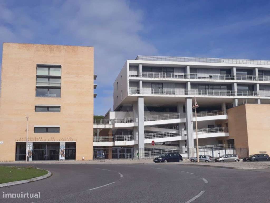 Terreno no Casalinho de Ajuda junto ao Polo Universitário da Ajuda-15