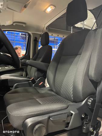 Ford Transit Custom - 10