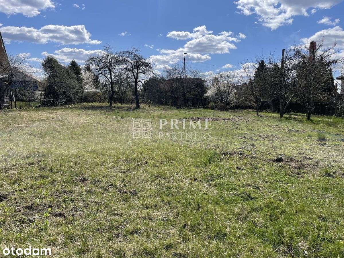 Działka budowlana w bardzo dobrym kształcie-1