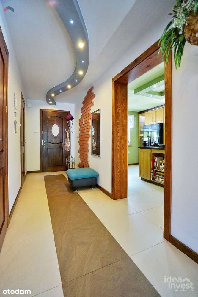 Duży dom z pięknym ogrodem w urokliwej wsi-12