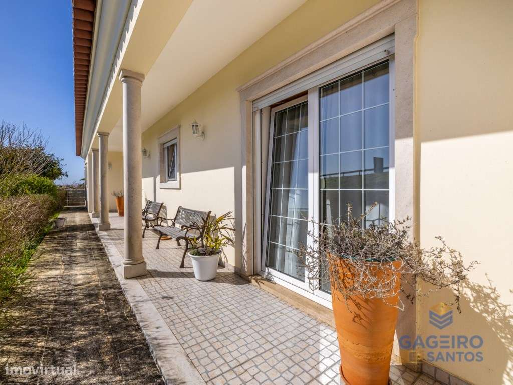 Moradia Independente T4 +1 em São Martinho do Porto-39