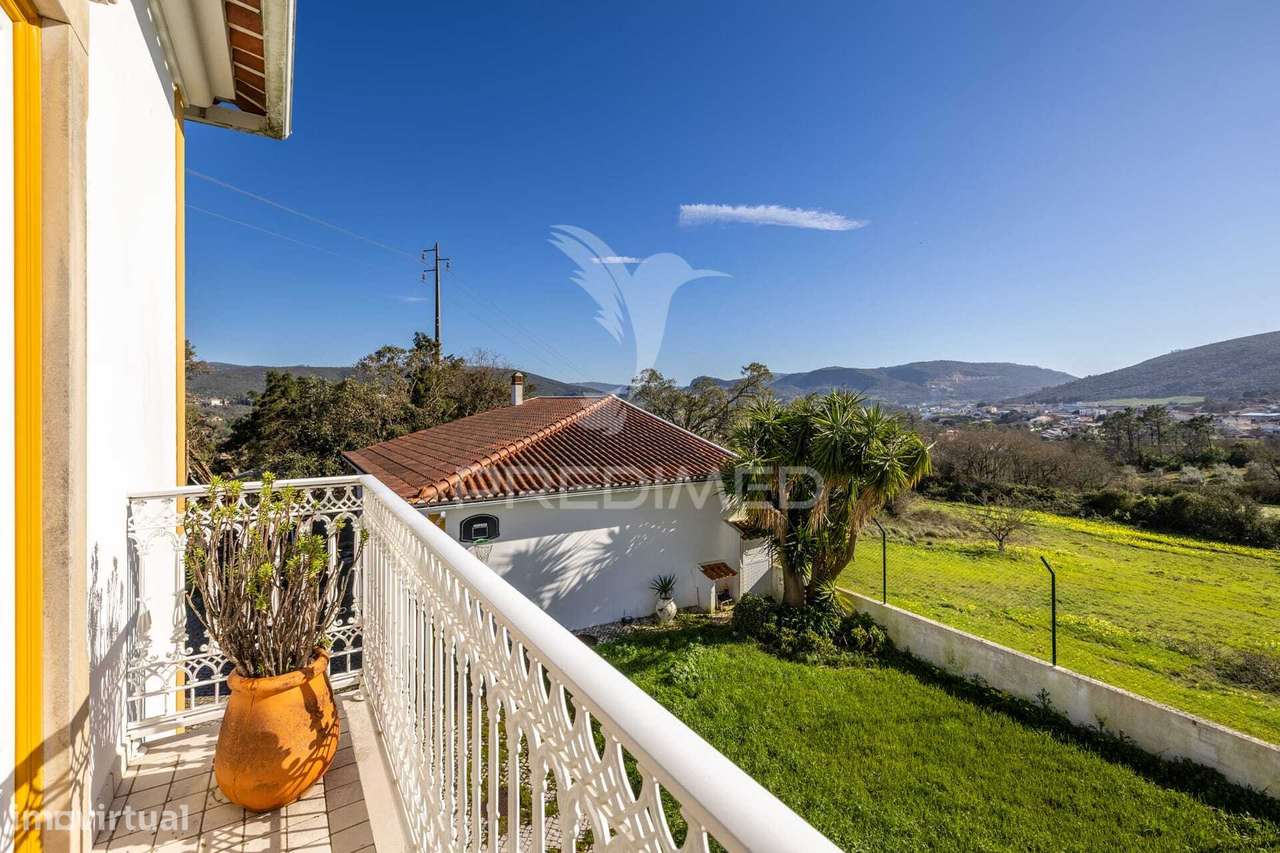 Moradia de Excelência com 4 Suítes + 2 Quartos - Grande imagem: 5/38