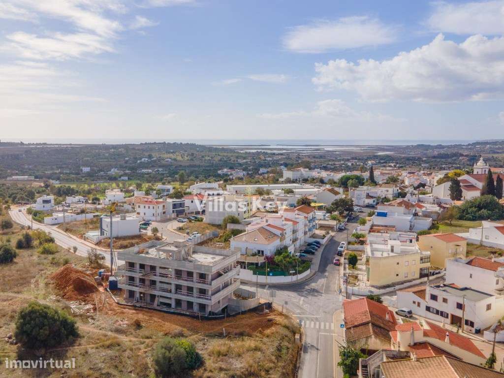 Moderno Apartamento de Tipologia T3 com piscina privada em Mexilhoe... - Grande imagem: 3/16