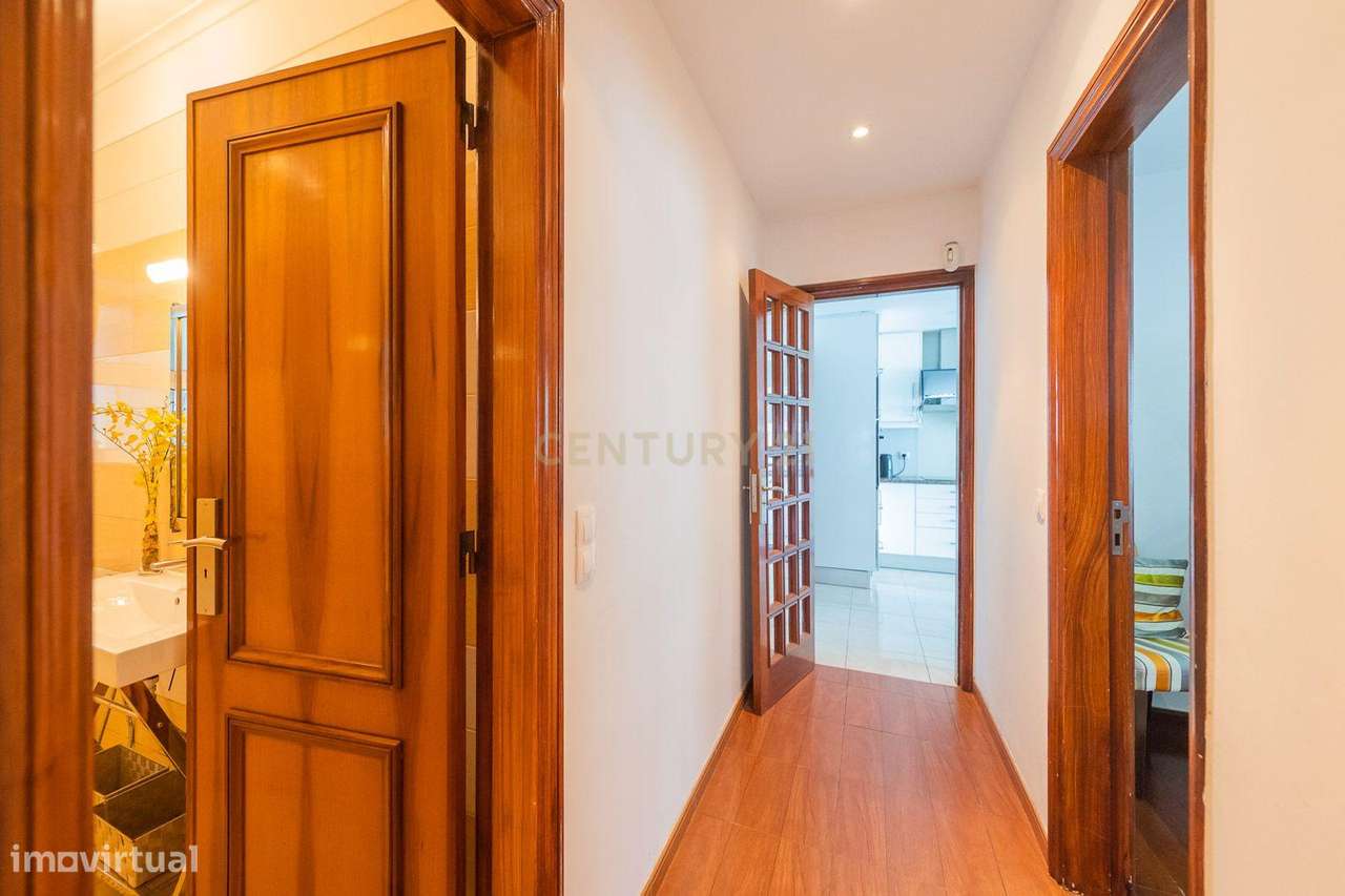 Moradia T4 com piscina-29