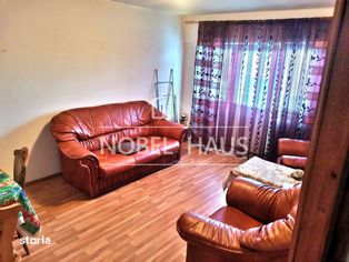 Apartament 3 camere, decomandat, etajul 4, zona centrala, Piata Mare