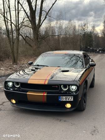 Dodge Challenger - 19