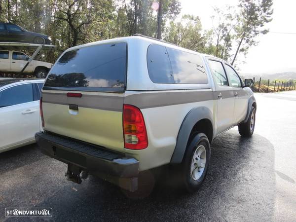 Toyota Hilux VII Pick-Up 2.5 D 4WD 4X4 (102cv) de 2007 - Peças Usadas - 4