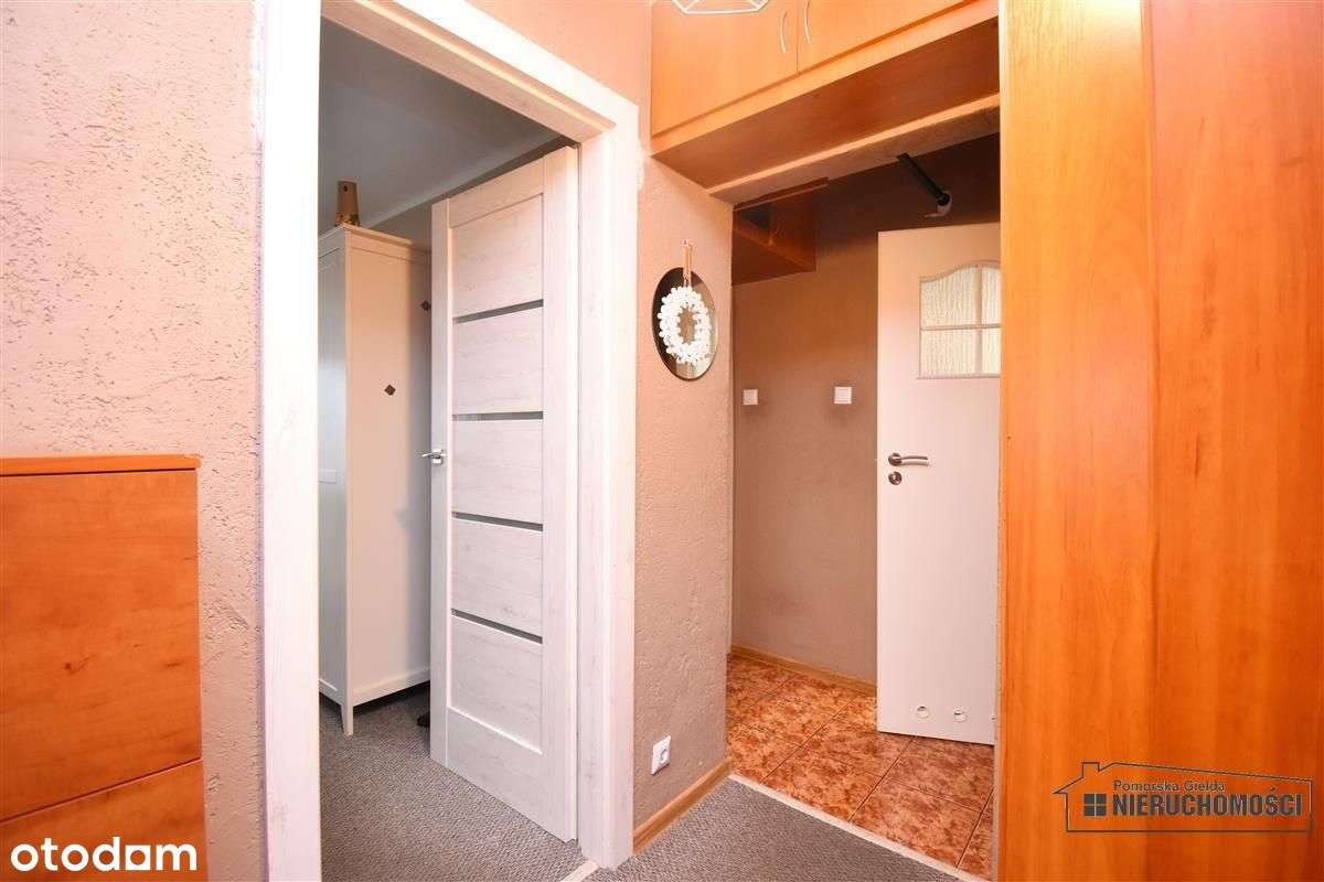 Mieszkanie z balkonem i widokiem na jezioro.-7