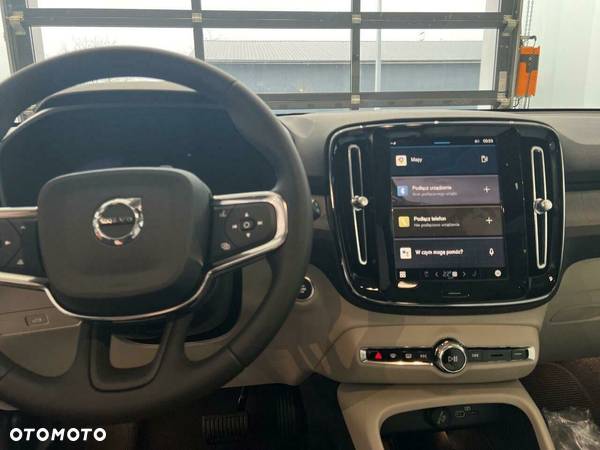 Volvo XC 40 B4 AWD Plus Dark - 18