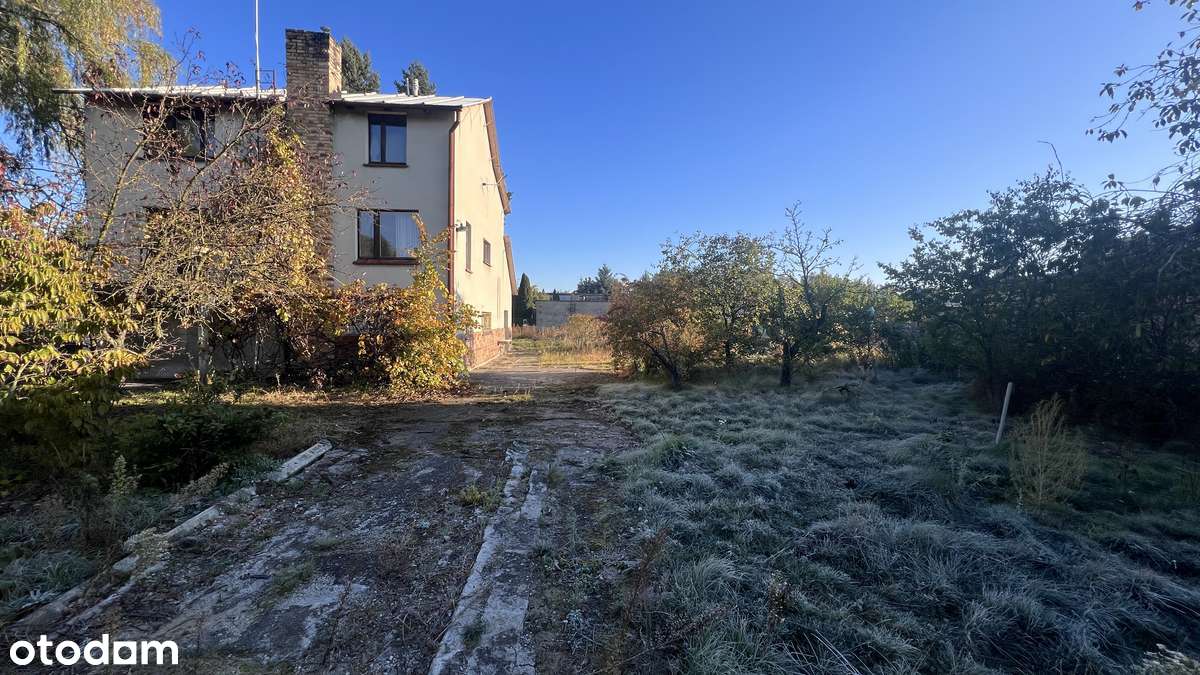 Działka narożnikowa z potencjałem w pobliżu lasu-2