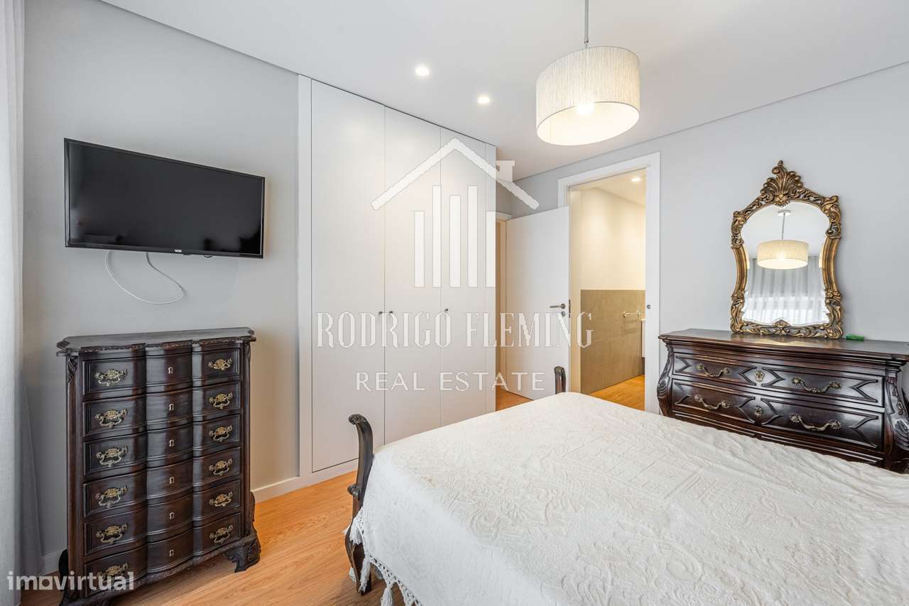 Apartamento T3 em Miramar-16