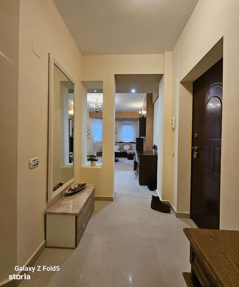 Apartament cu 2 camere de vânzare – Zona Rogerius, Oradea (bloc 2010) - Imagine principală: 5/18